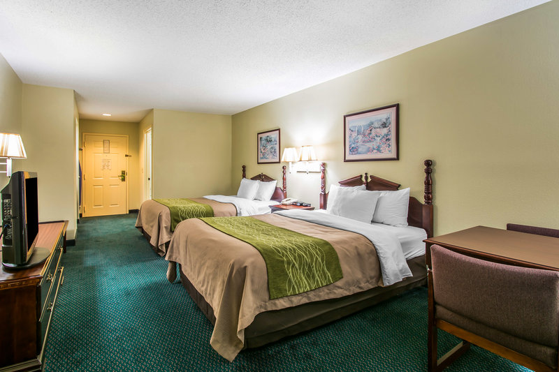 Super 8 by Wyndham Montgomery I 65 - photo 12