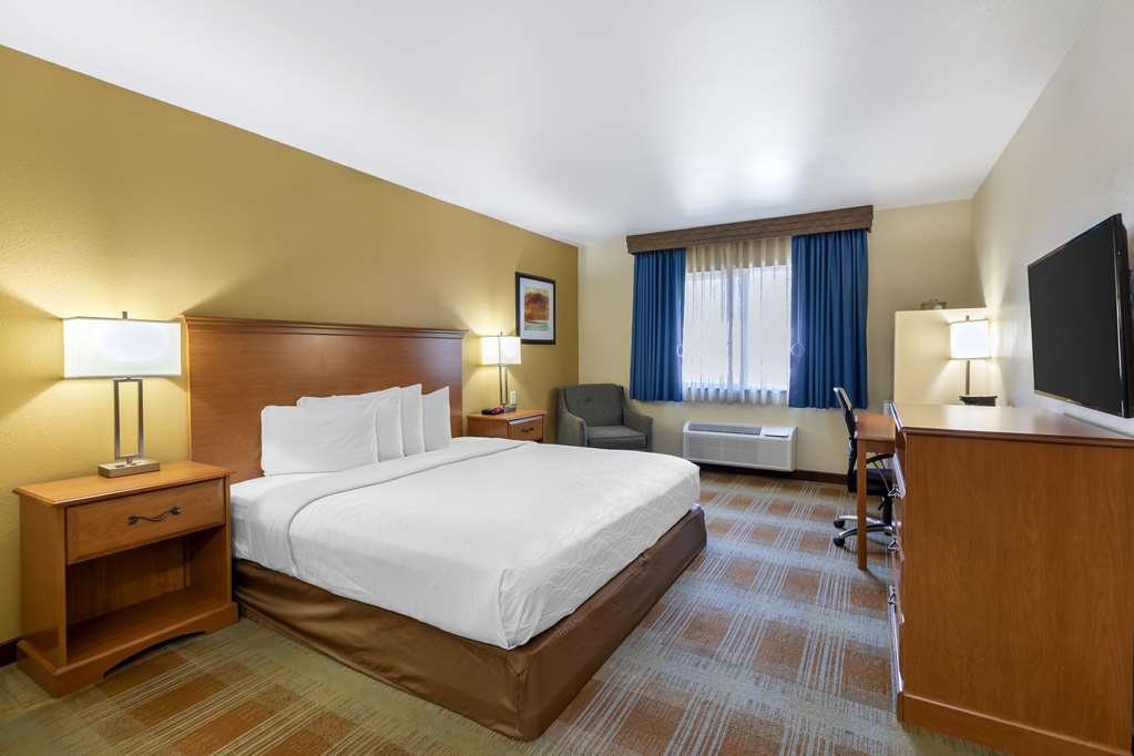 Best Western Kiva Inn - photo 13