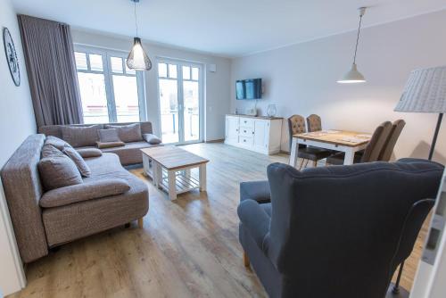Sunnevelt Apartment 3 — 4-Star Luxury Hotel in Ostseebad Kuehlungsborn, Germany