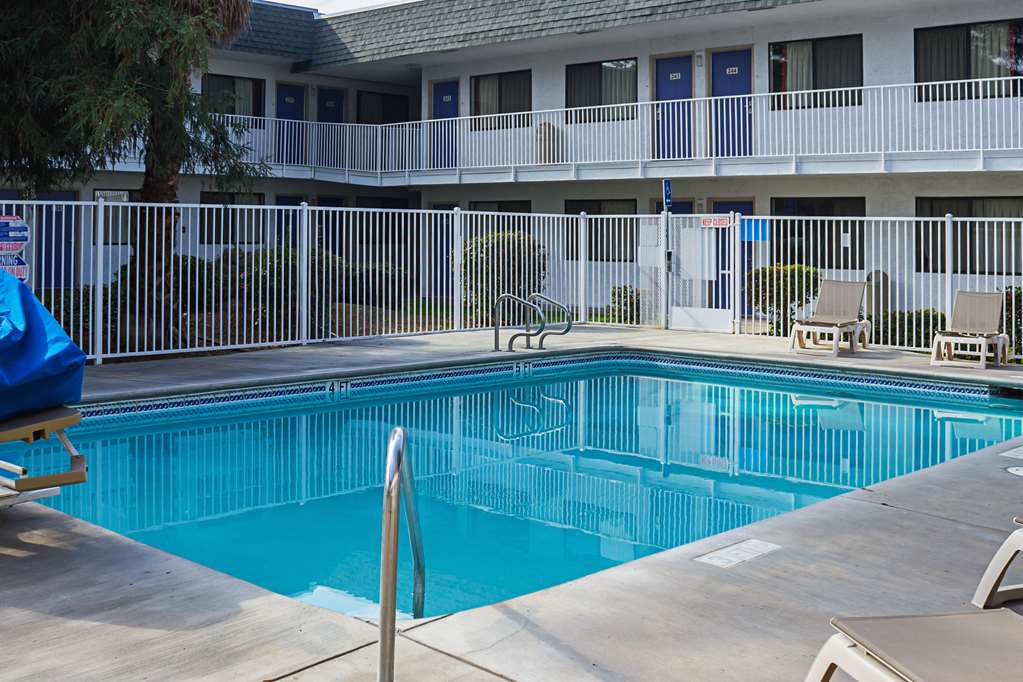 Motel 6 Porterville CA - photo 12