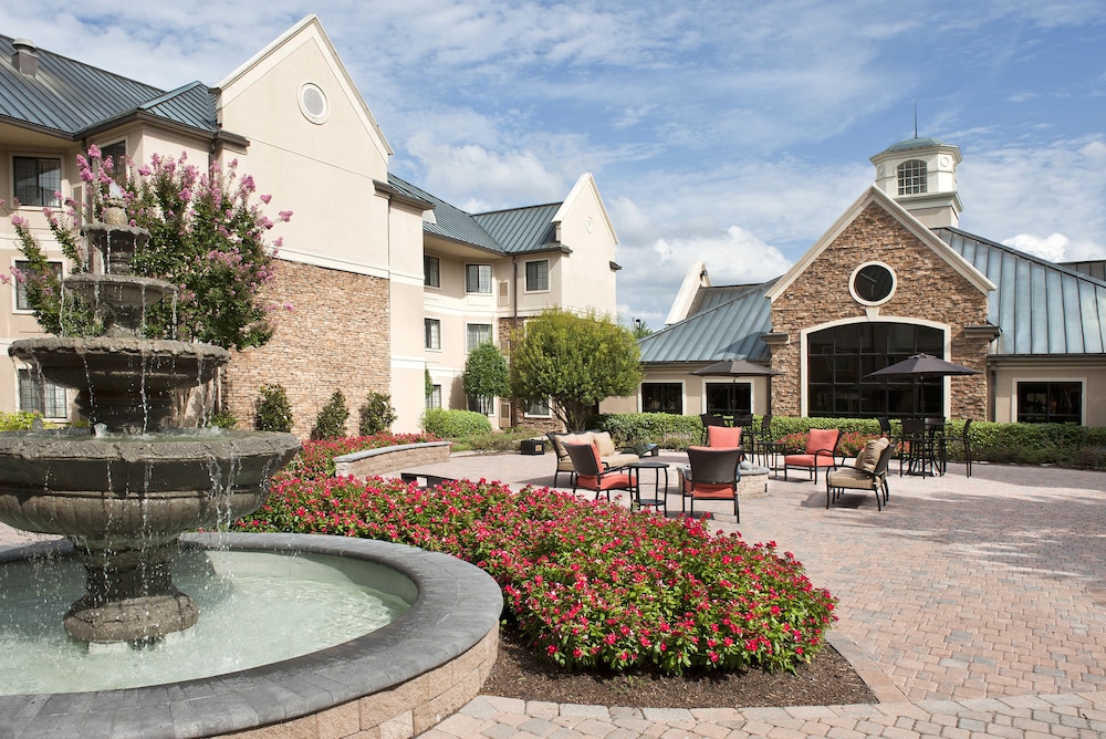 Staybridge Suites Charlotte Ballantyne by IHG - photo 51