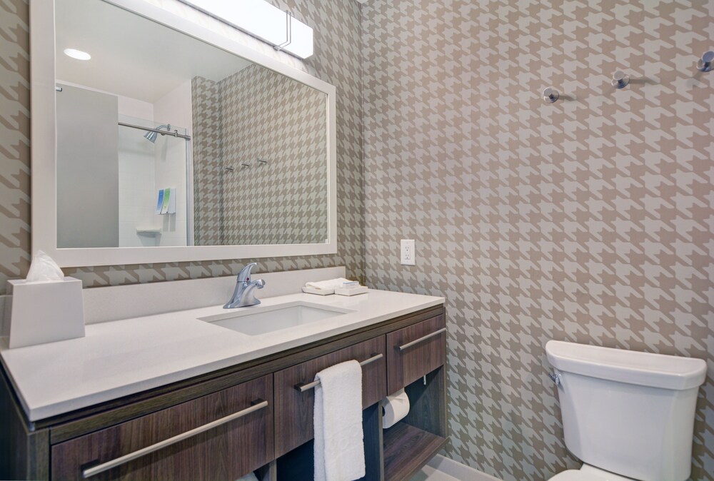 Home2 Suites by Hilton Charleston Daniel Island - photo 19