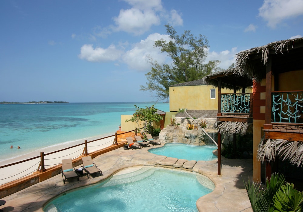Marley Resort & Spa in Nassau, Bahamas