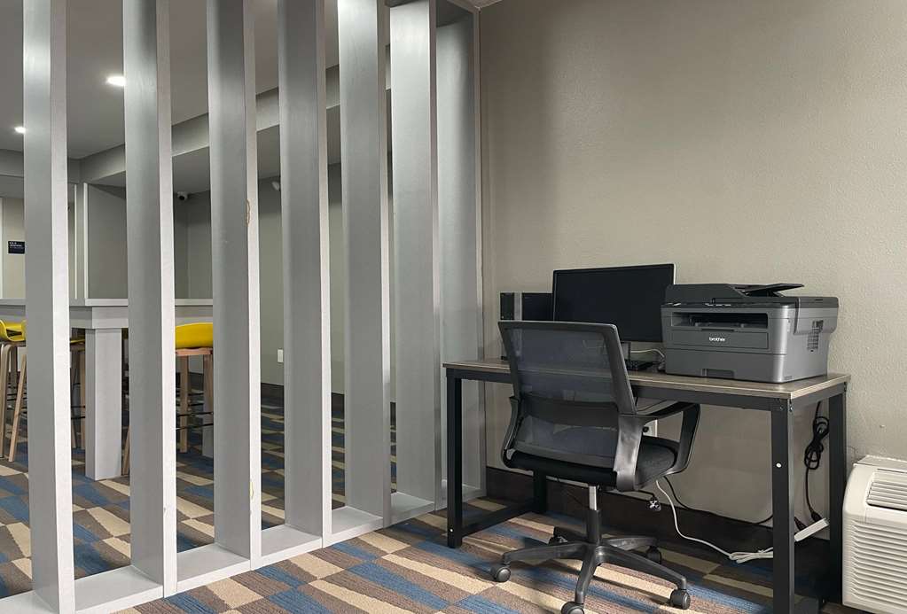 Microtel Inn & Suites by Wyndham Bossier City - photo 66