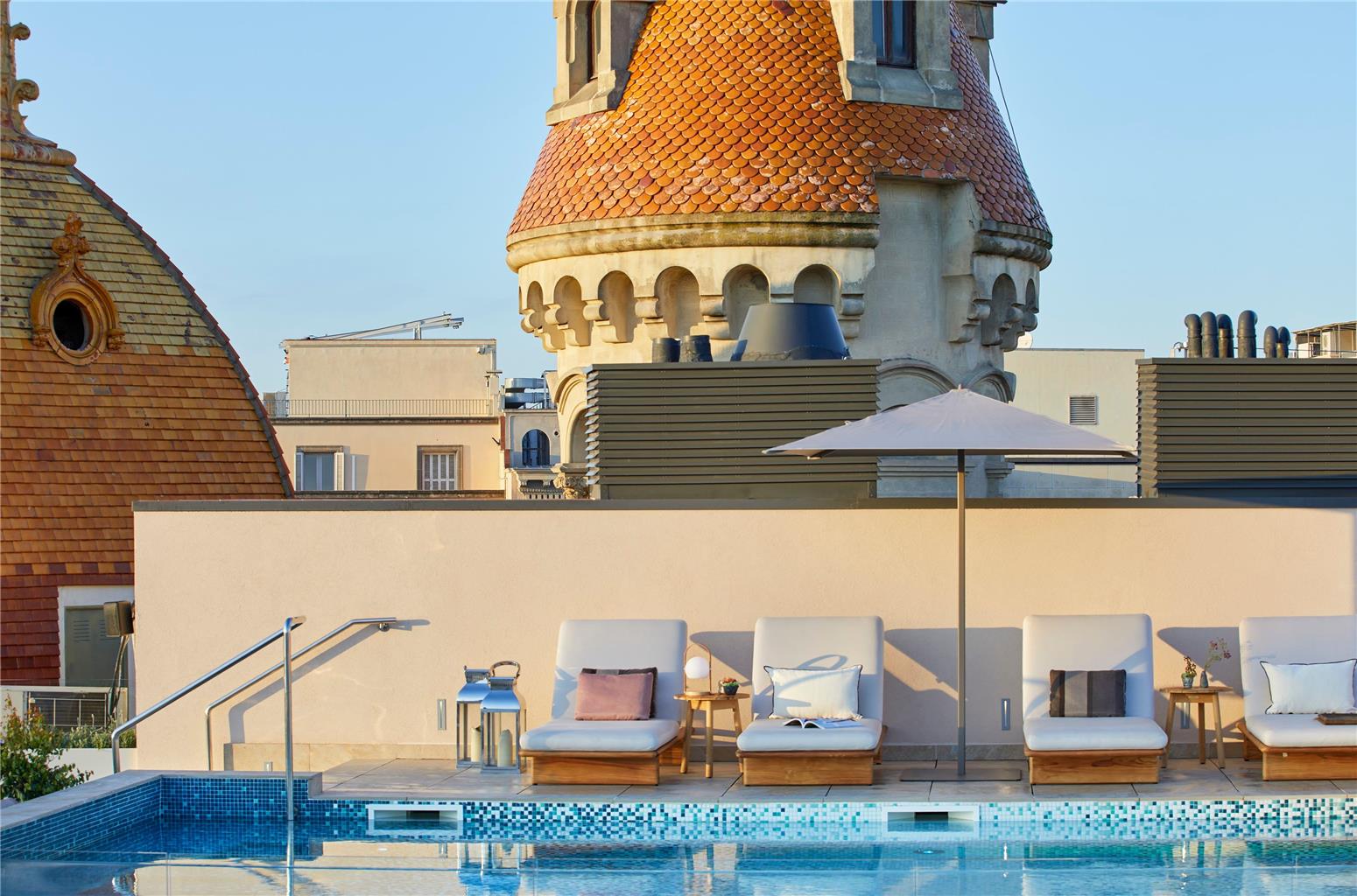 ME Barcelona — 5-Star Luxury Hotel in Barcelona, Spain