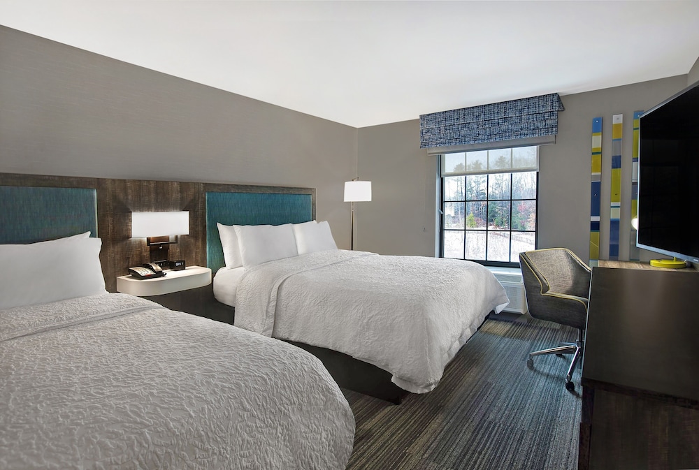 Hampton Inn Westfield - photo 6