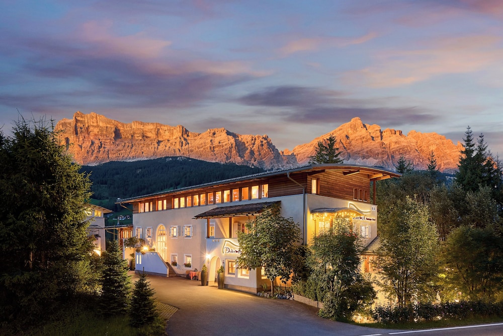 Dolomit Boutique Hotel - carbon neutral hotel in La Villa