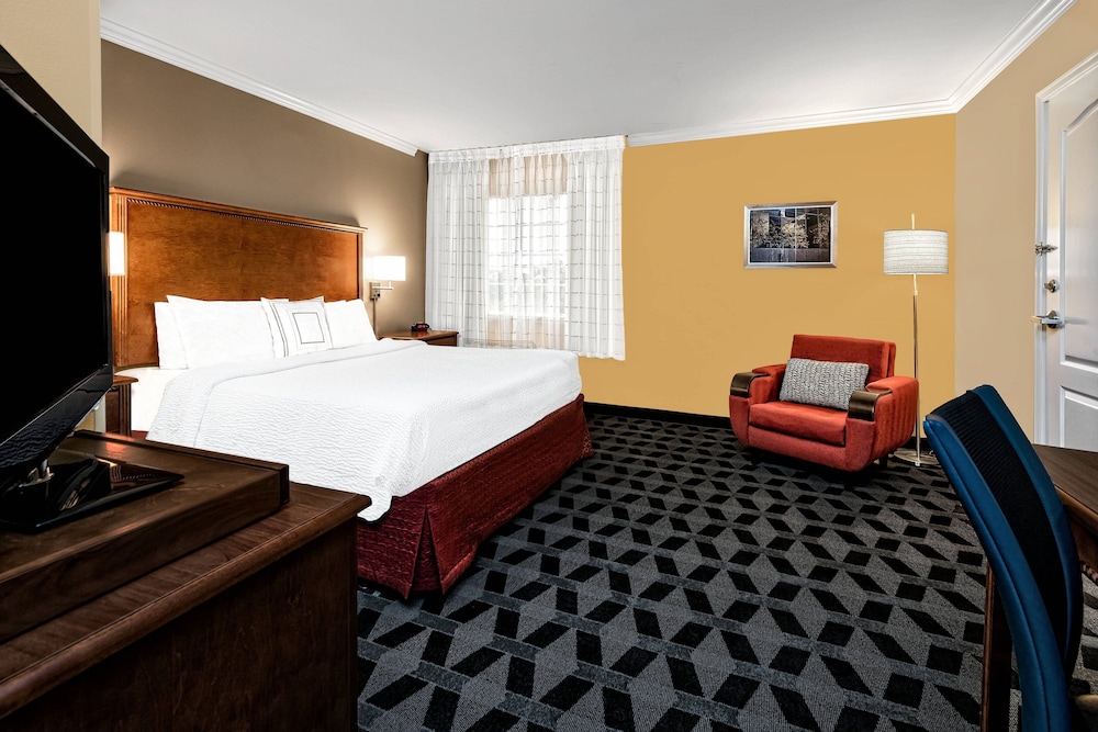 TownePlace Suites by Marriott San Antonio Northwest - photo 9