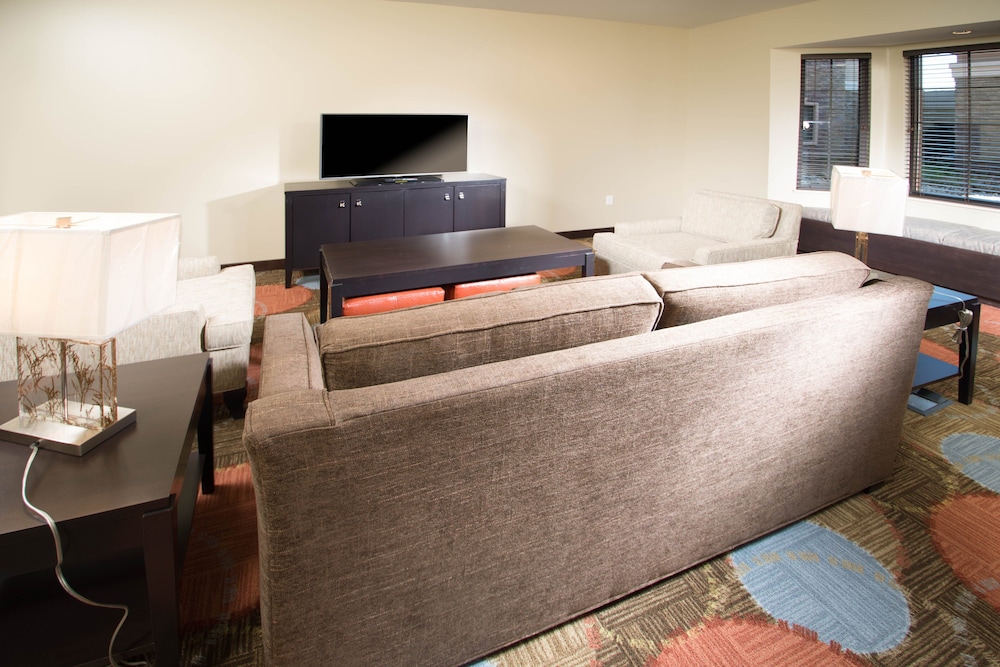 Staybridge Suites Sacramento Folsom an IHG Hotel - photo 4