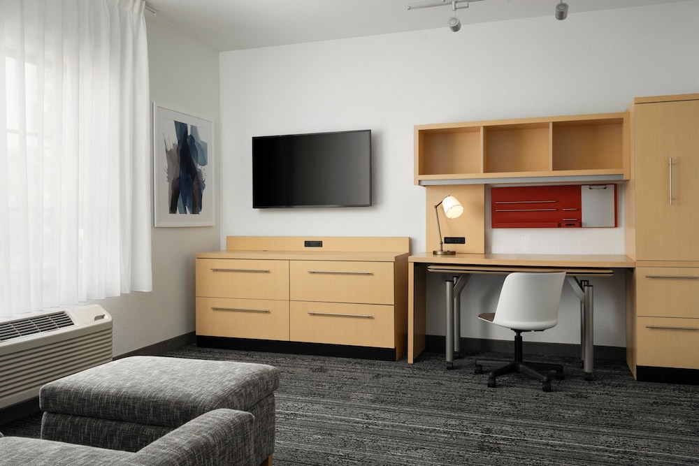 TownePlace Suites San Jose Santa Clara - photo 19