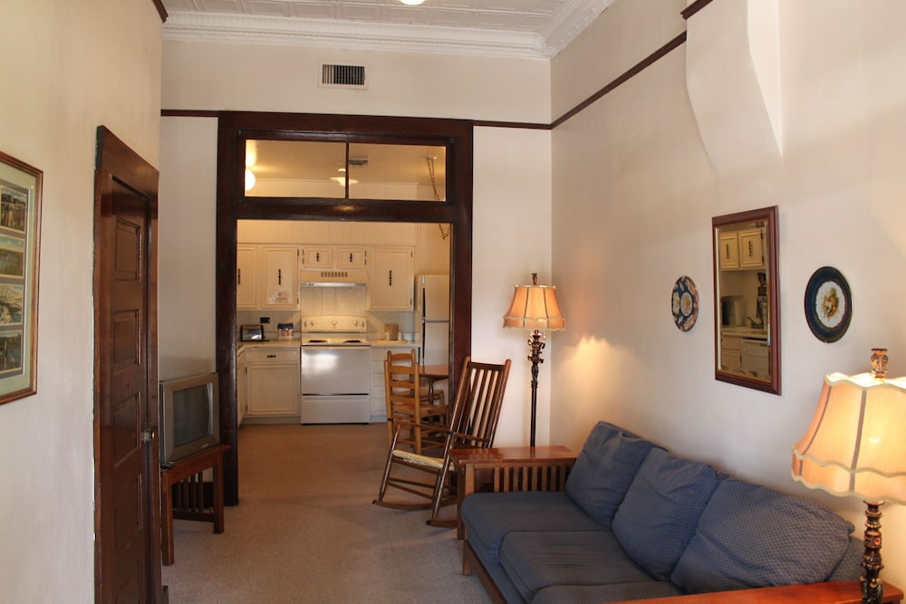 The Hotel Limpia - photo 39