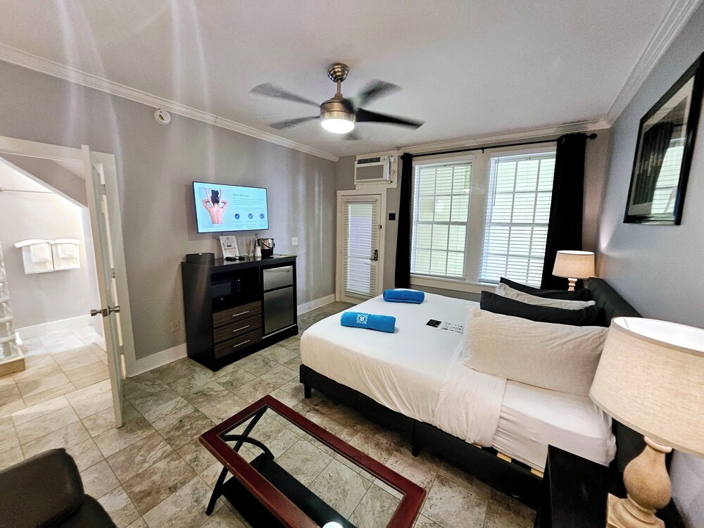 Bishop Hotel Key West - photo 12