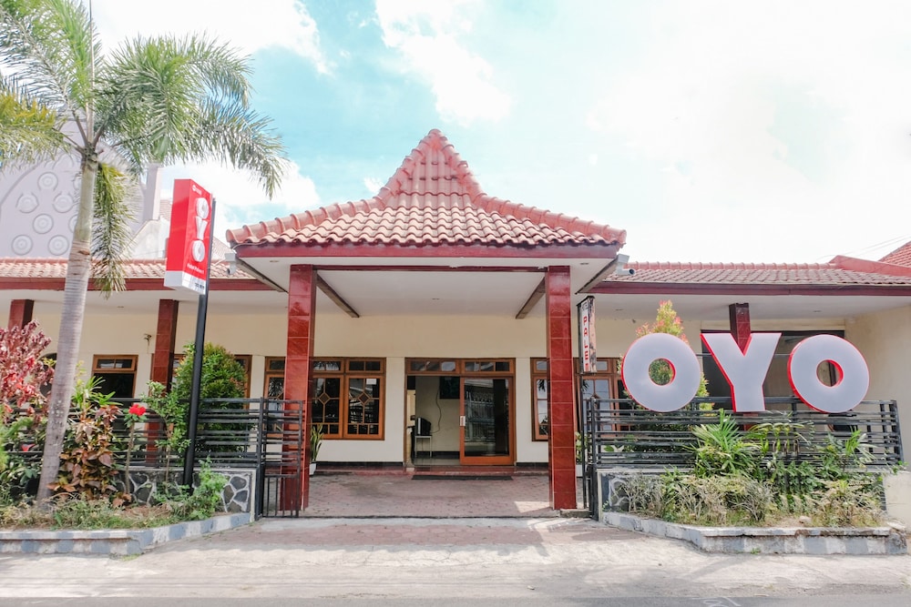OYO LIfe 1036 Hotel Palem 1 Syariah in Malang, Indonesia