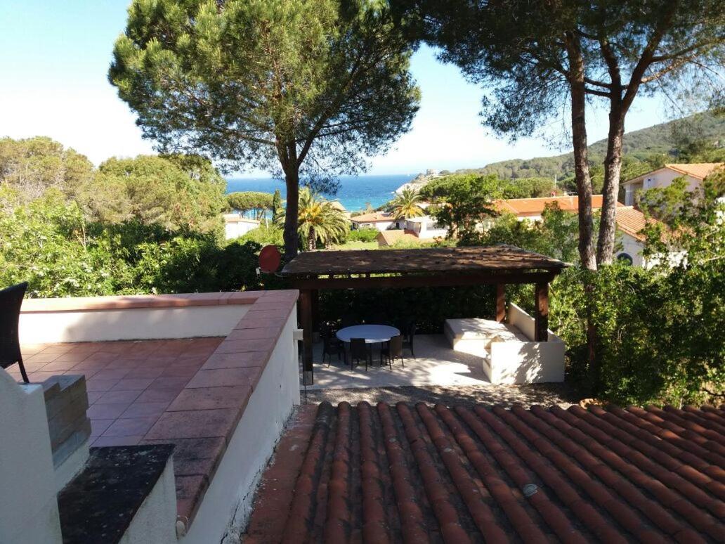 Villa Timothy — 4-Star Luxury Hotel in Marciana, Italy