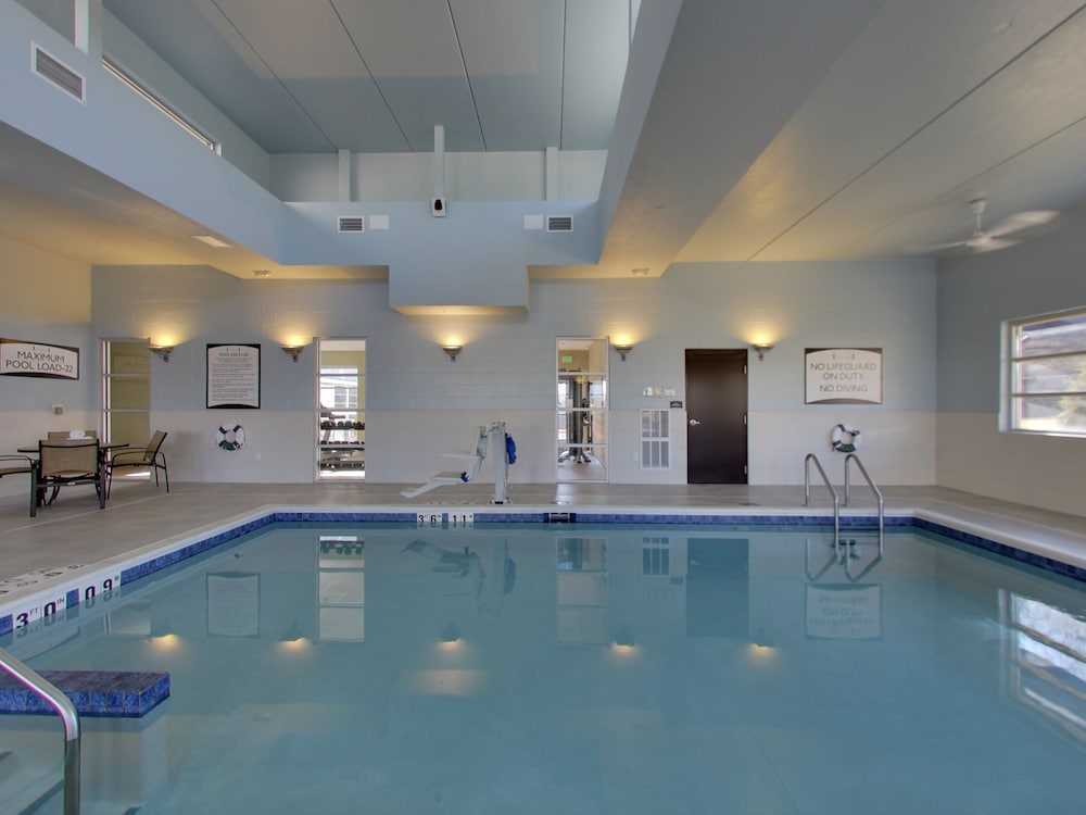 Staybridge Suites Madison Fitchburg - photo 53