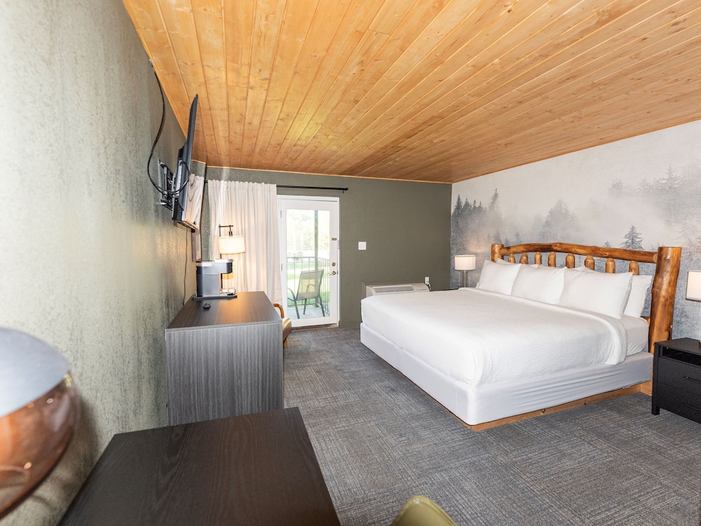 Tremont Lodge & Resort - photo 79