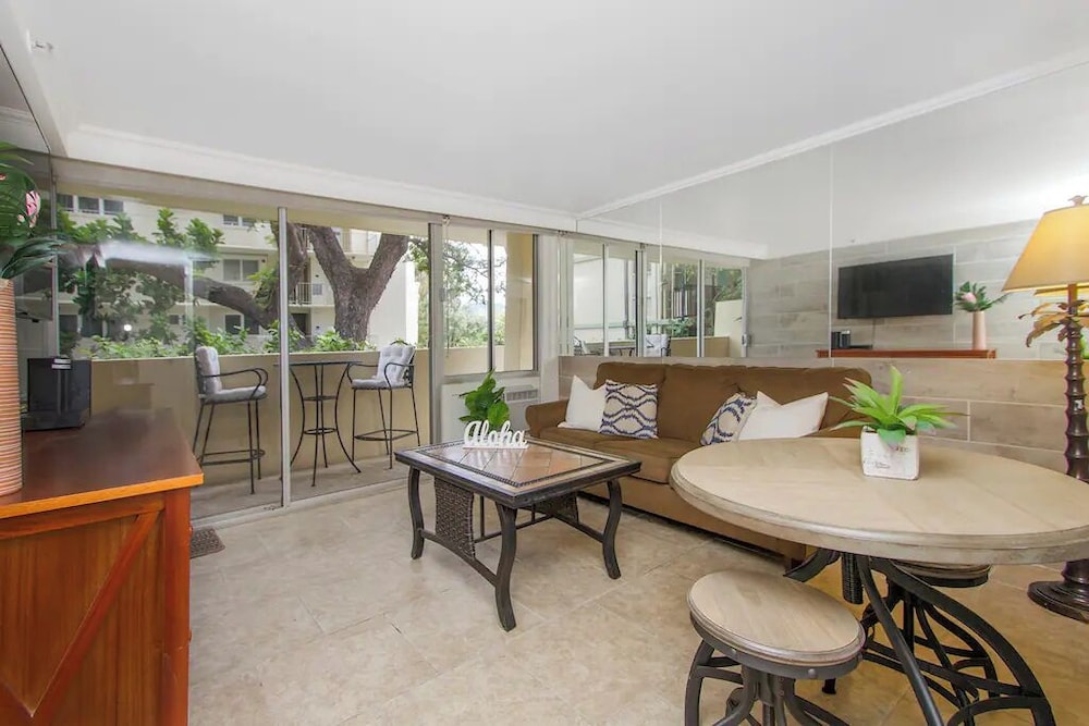 Diamond Head Beach Hotel - photo 38