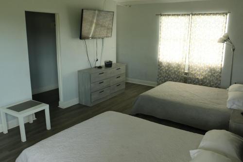 Travel Inn Fort Pierce - photo 93