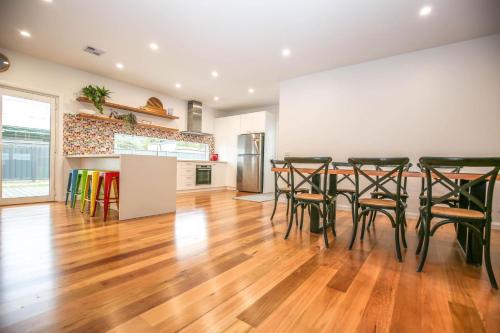 Brighter Stays in Bright, Australia