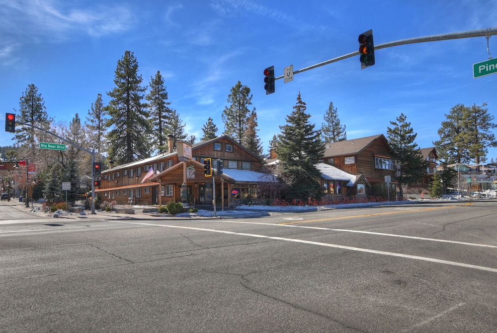 Robinhood Resort - photo 59