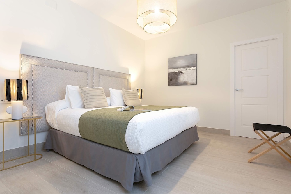 Genteel Home Teatro Gongora — 4-Star Luxury Hotel in Cordoba, Spain