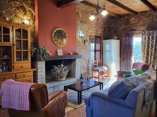La Buganvilla Descanso Entre Olivares — hotel in Hornachuelos