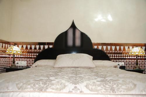 Luxury Apartment Plus Ultra — 4-Star Luxury Hotel in Sevilla, Spain