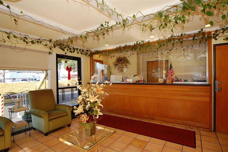 Imperial Inn Oakland - photo 24