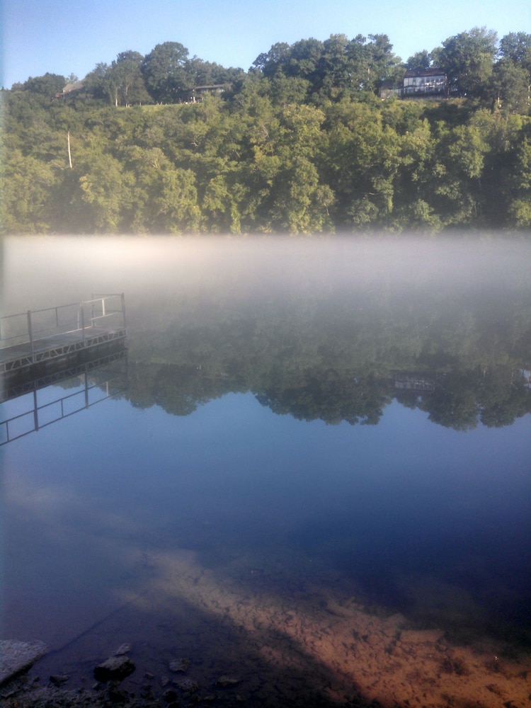 Taneycomo Lakefront Resort - photo 26