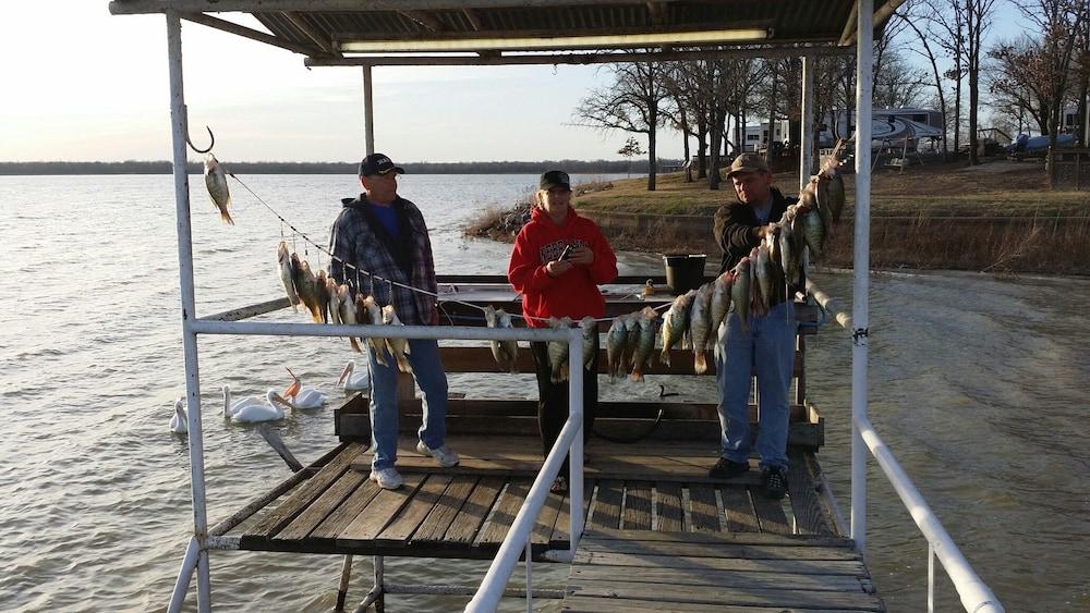 Minnow Bucket Resort - photo 6