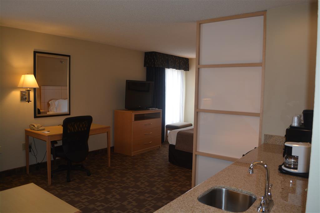 SureStay Plus Hotel by Best Western Roanoke Rapids I 95 - photo 20