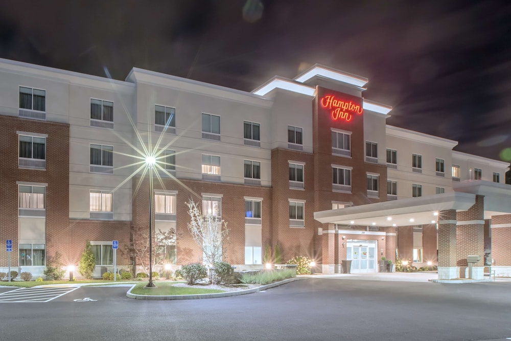 Hampton Inn by Hilton Amesbury - photo 42