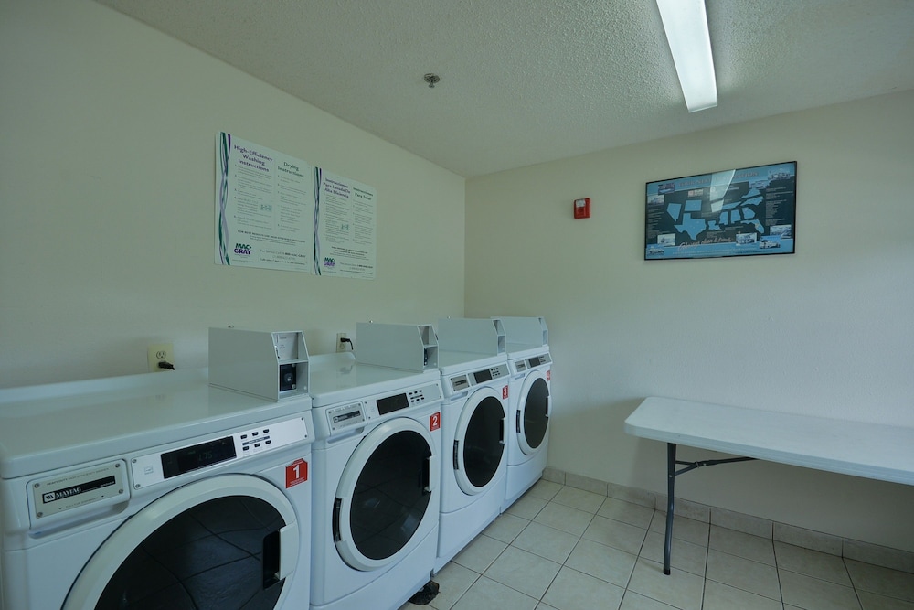 Extended Stay InTown Suites Houston TX Greenspoint - photo 23