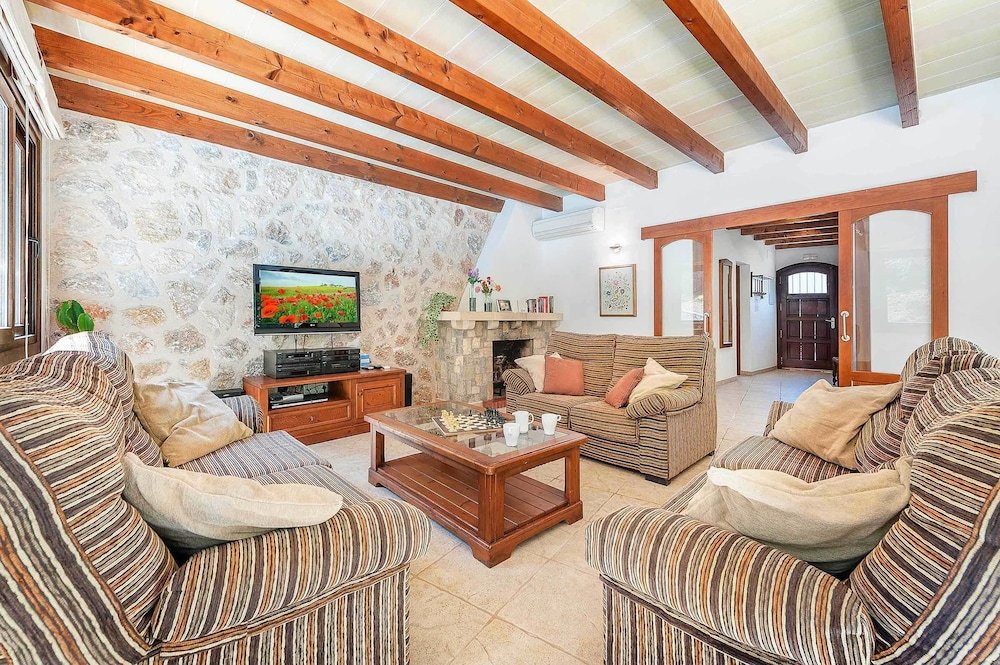 Villa Alexandria — 4-Star Luxury Hotel in Pollenca, Spain