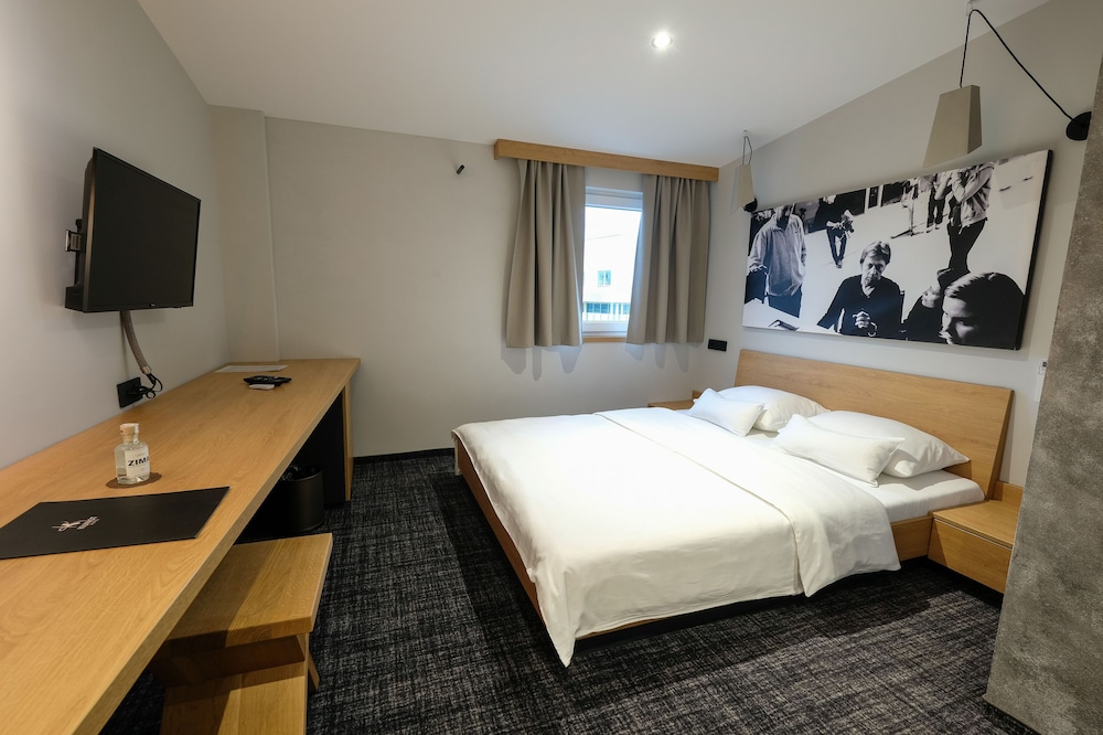 Hotel Kunst — Krsko — photo 4