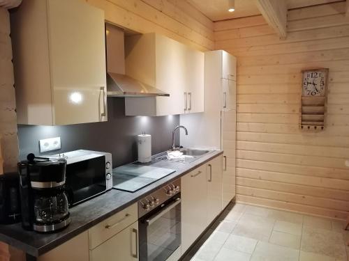 Blockbohlenhaus Steiner Lodge — Steinen — photo 2