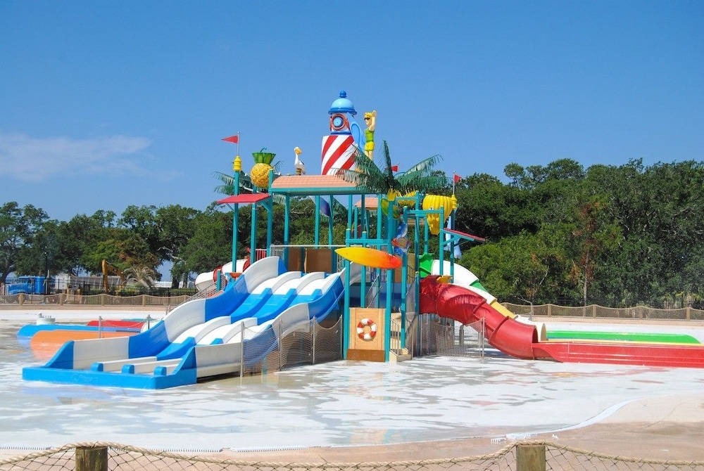 Oasis Resort Gulfport - photo 17