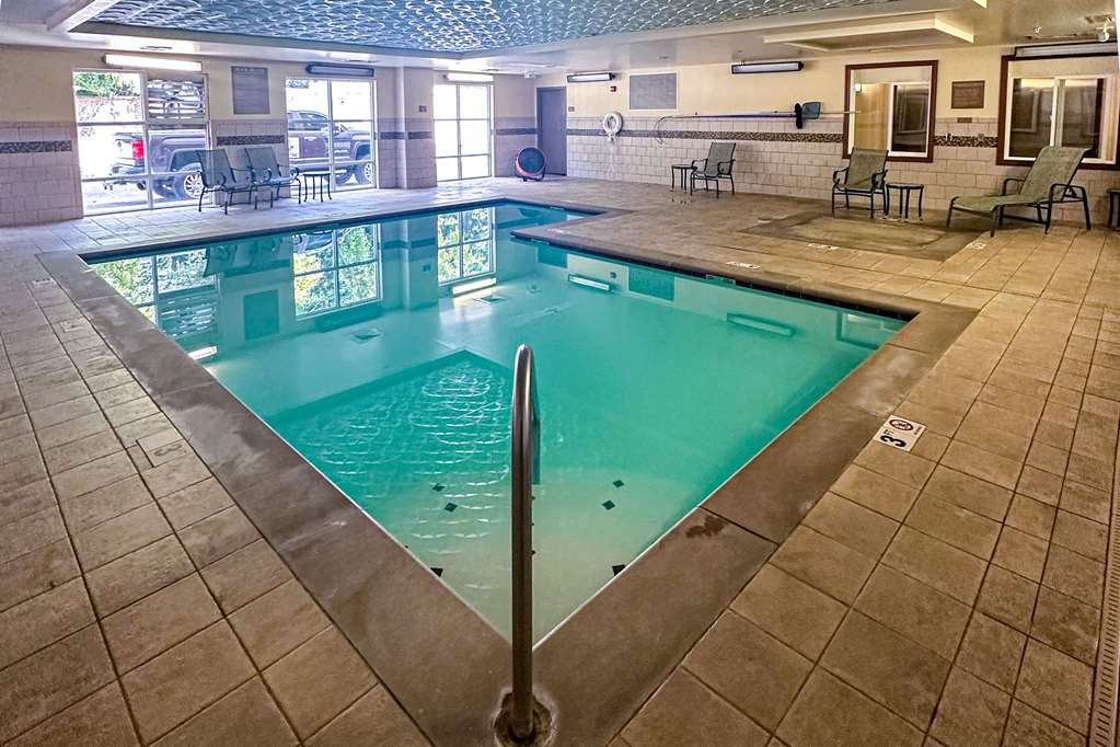 Country Inn & Suites by Radisson Knoxville at Cedar Bluff TN - photo 9