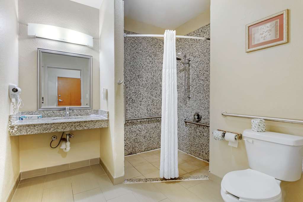 Comfort Inn & Suites Chesapeake Portsmouth - photo 19