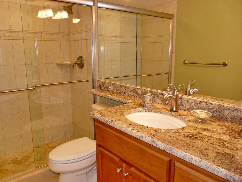 South Seas Tower 4 802 - photo 4
