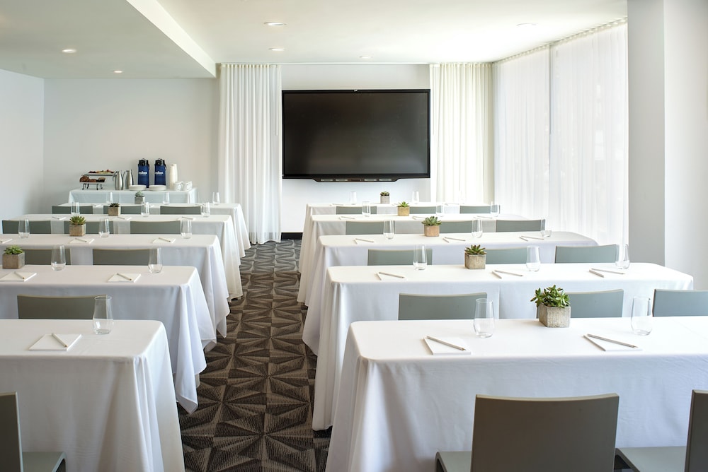 Mondrian Los Angeles - photo 69