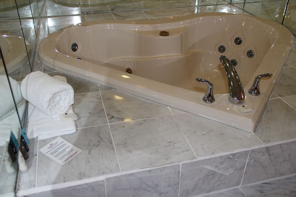 Clayton Plaza Hotel & Extended Stay - photo 13