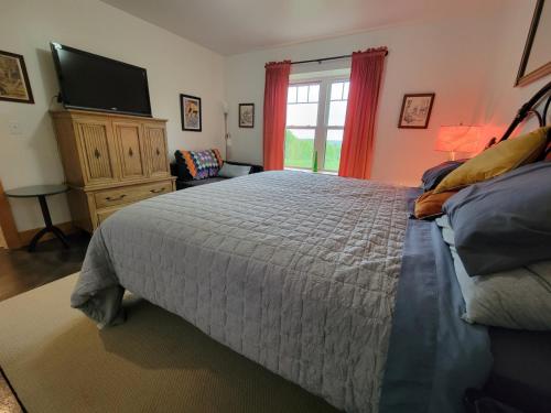 Firefly Creek Lodge - photo 29