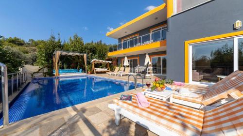 Islamlar Village 3 Bedroom Villa — 4-Star Luxury Hotel in Kalkan, Turkey