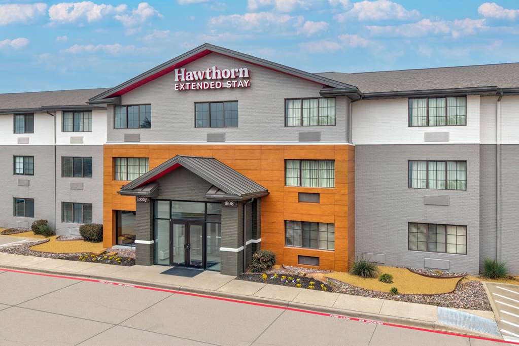 Hawthorn Extended Stay by Wyndham Bedford Dallas - photo 2