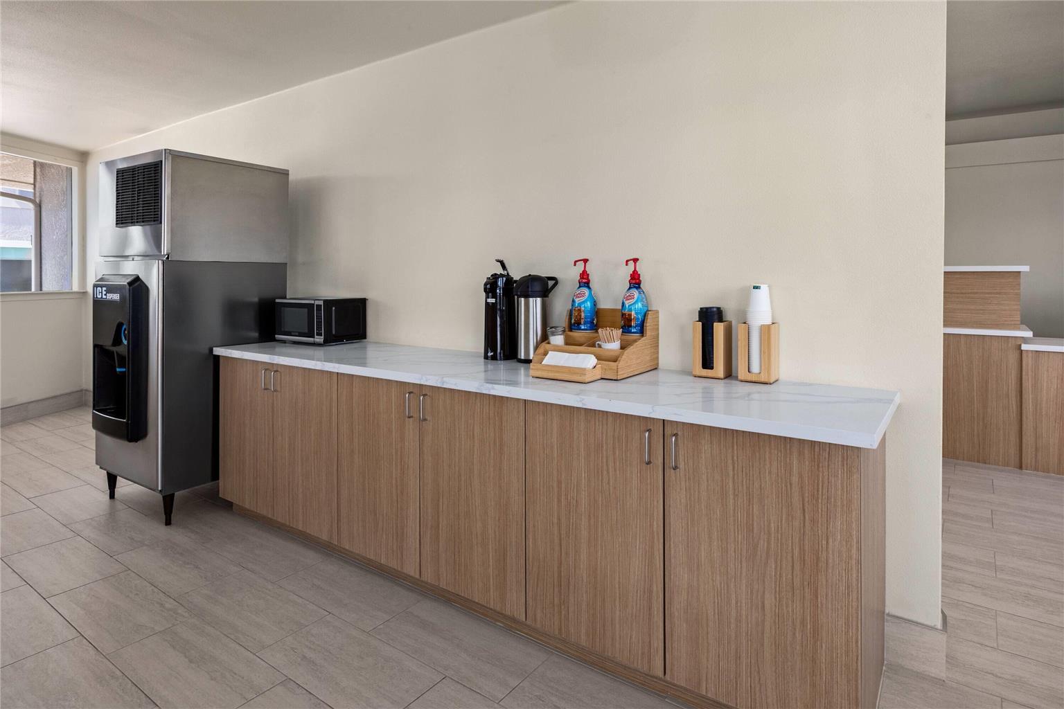 Ramada by Wyndham Merced - photo 8