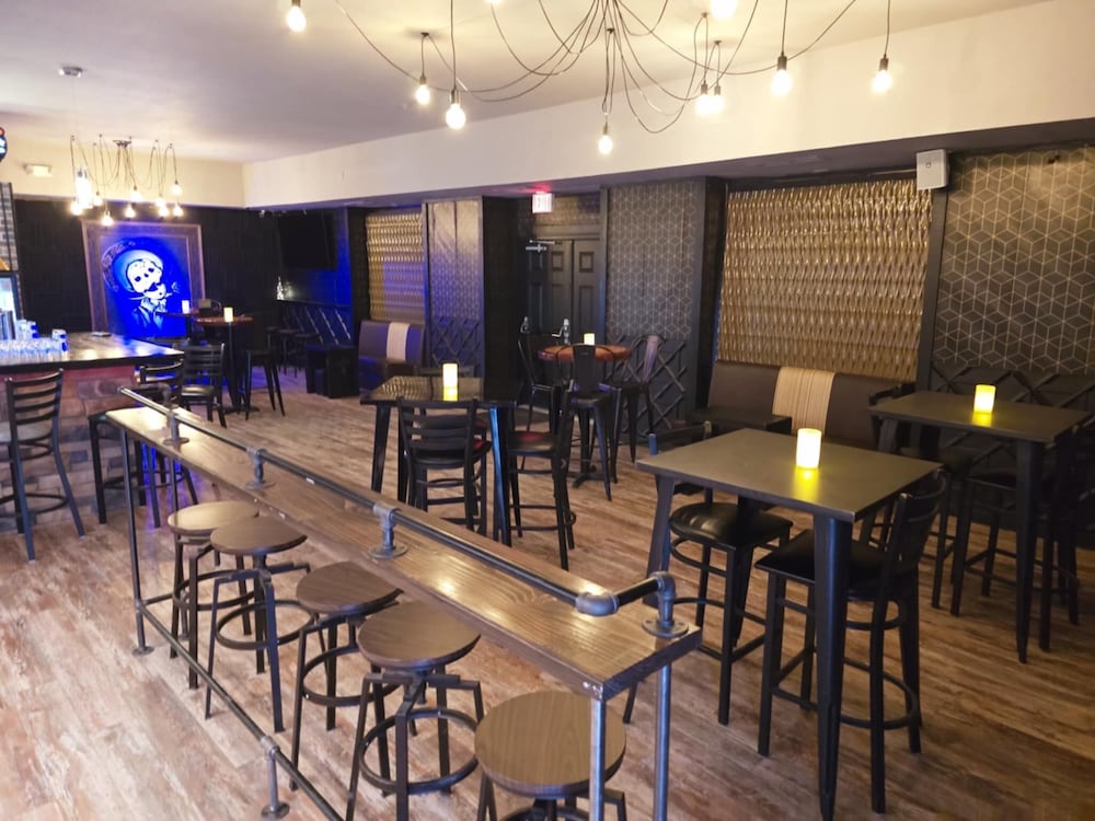 Brush inn and Suites - photo 21
