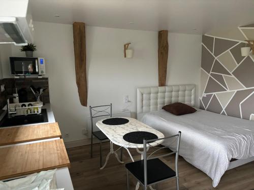 Studio Avec Cour - carbon neutral hotel in Briare