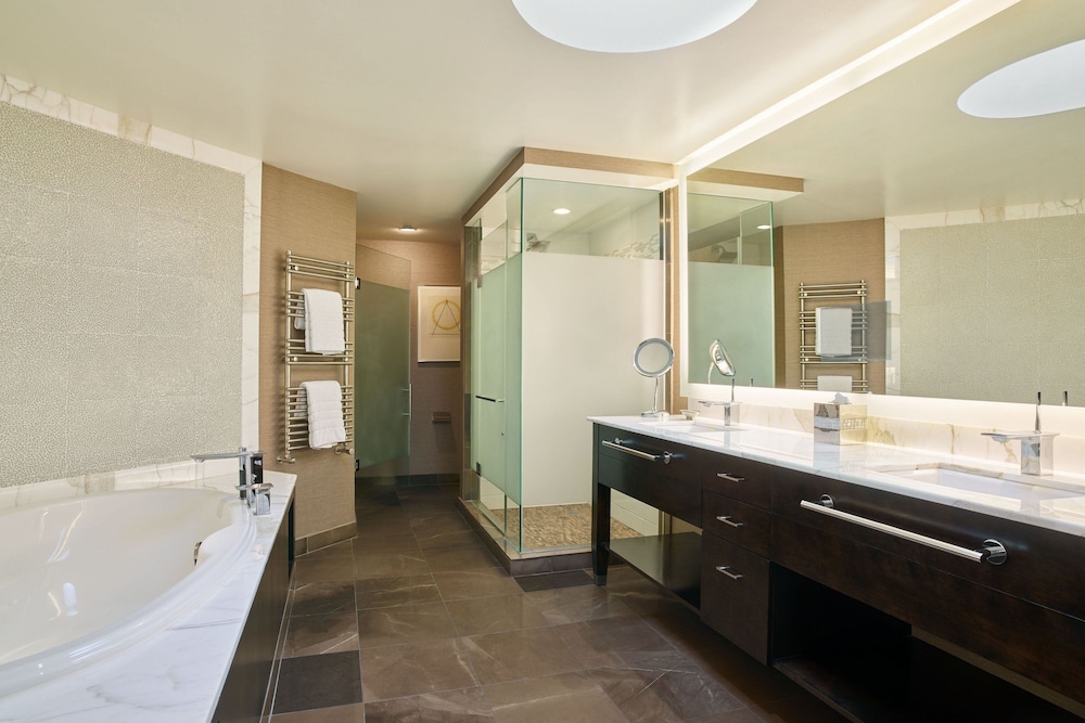 The Westin Kansas City at Crown Center - photo 35