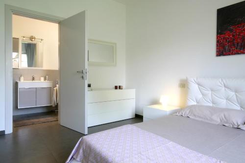 Apartment With Beautiful Terrace in the Historical Center of Pietrasanta — 4-Star Luxury Hotel in Pietrasanta, Italy